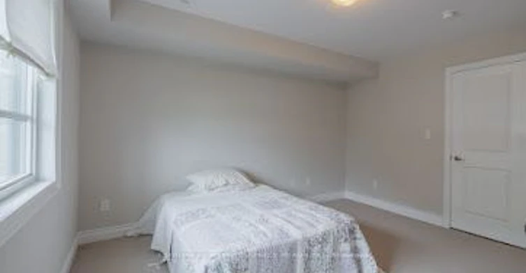 2037 Queensborough Gate, Mississauga, ON, L5M 0Y1 - 18