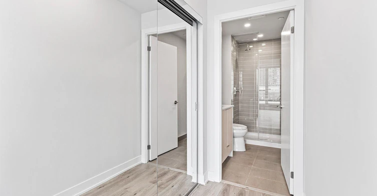 1003-430 Square One Drive, Mississauga, ON, L5B 0L6 - 16