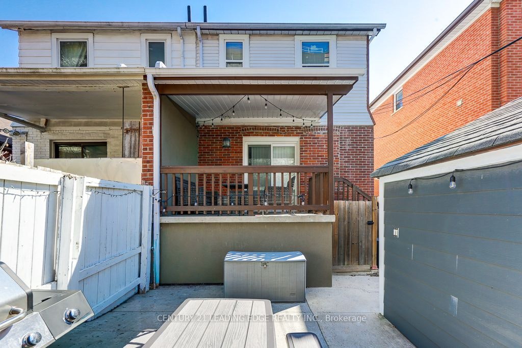 26 Grandville Avenue, Toronto, ON, M6N 4T9 - 24
