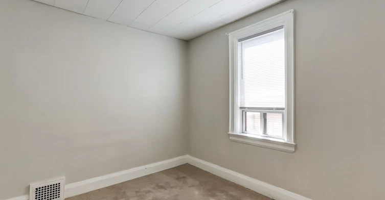 26 Grandville Avenue, Toronto, ON, M6N 4T9 - 18