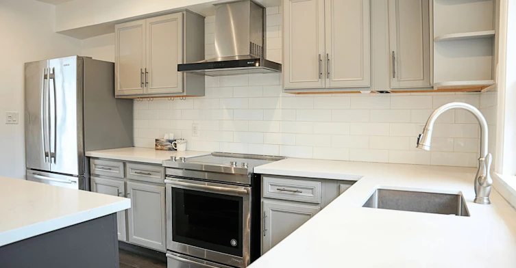 7 North Heights Road, Toronto, ON, M9B 2T2 - 6