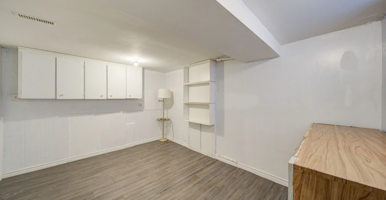 19 Armstrong Avenue, Toronto, ON, M6H 1V9 - 14