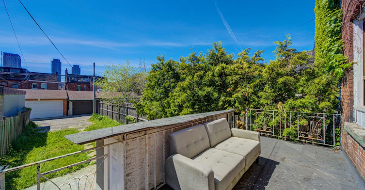 19 Armstrong Avenue, Toronto, ON, M6H 1V9 - 29