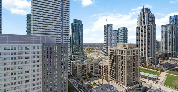 2104-4080 Living Arts Drive W, Mississauga, ON, L5B 4N3 - 4