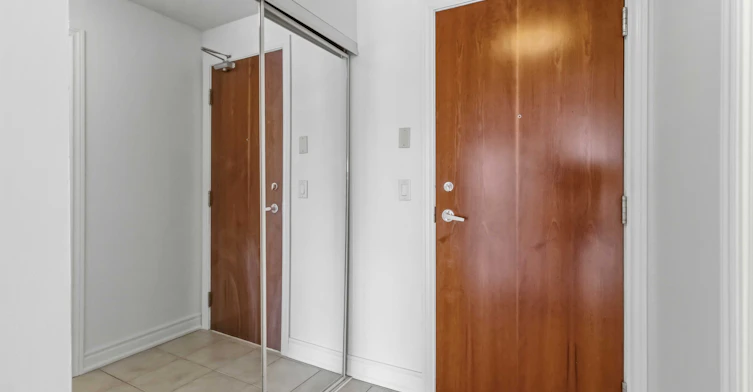 2104-4080 Living Arts Drive W, Mississauga, ON, L5B 4N3 - 14