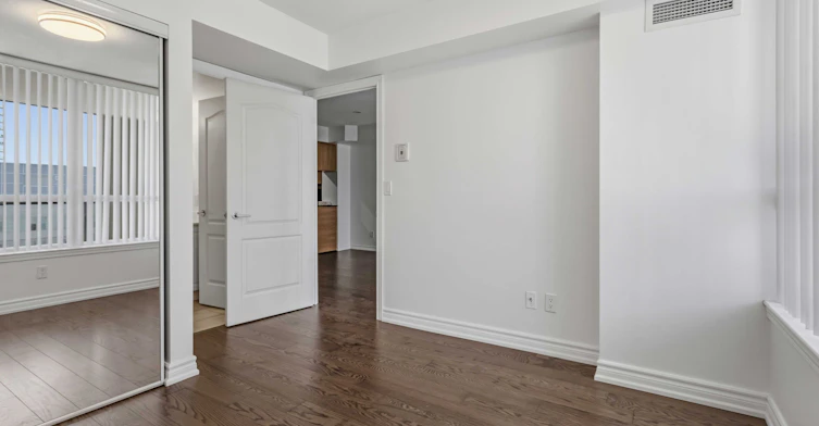 2104-4080 Living Arts Drive W, Mississauga, ON, L5B 4N3 - 8