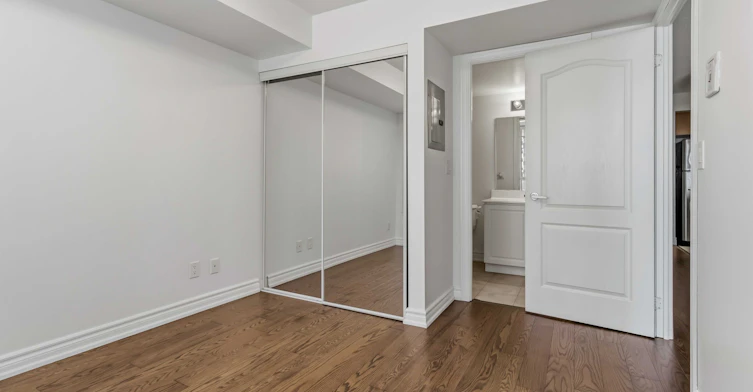 2104-4080 Living Arts Drive W, Mississauga, ON, L5B 4N3 - 9