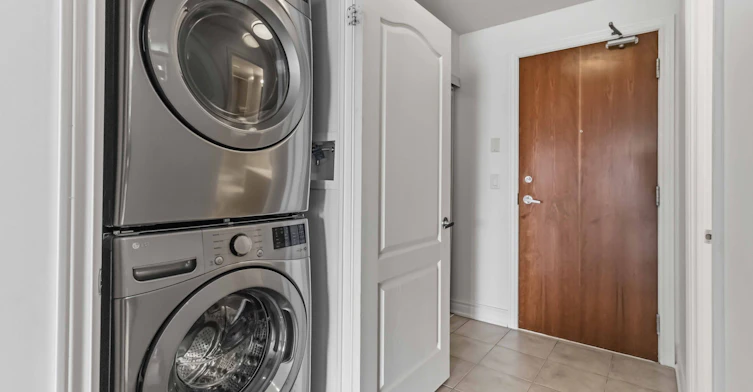2104-4080 Living Arts Drive W, Mississauga, ON, L5B 4N3 - 16