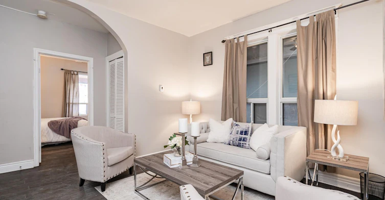 1-1311 Davenport Road, Toronto, ON, M6H 2H3