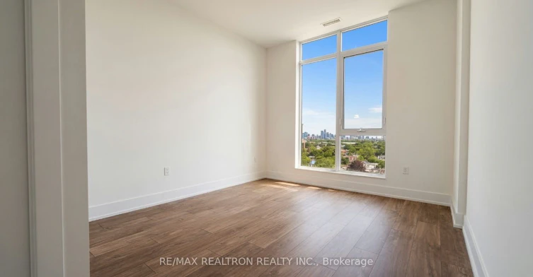 PH 35-858 Dupont Street, Toronto, ON, M6G 0C1 - 6