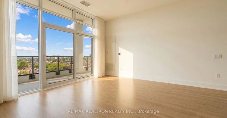 PH 35-858 Dupont Street, Toronto, ON, M6G 0C1 - 4