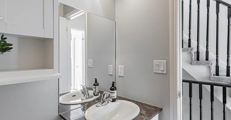 60-68 Winston Park Boulevard, Toronto, ON, M3K 1C3 - 17