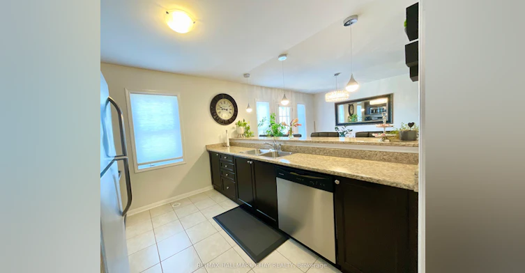 31 Colonel Frank Ching Crescent, Brampton, ON, L6Y 5W5 - 6