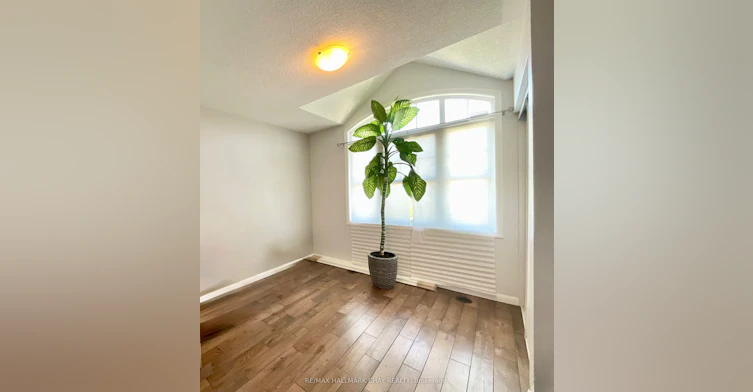 31 Colonel Frank Ching Crescent, Brampton, ON, L6Y 5W5 - 11