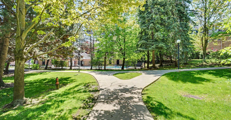 221-101 Bristol Road E, Mississauga, ON, L4Z 3P4 - 18
