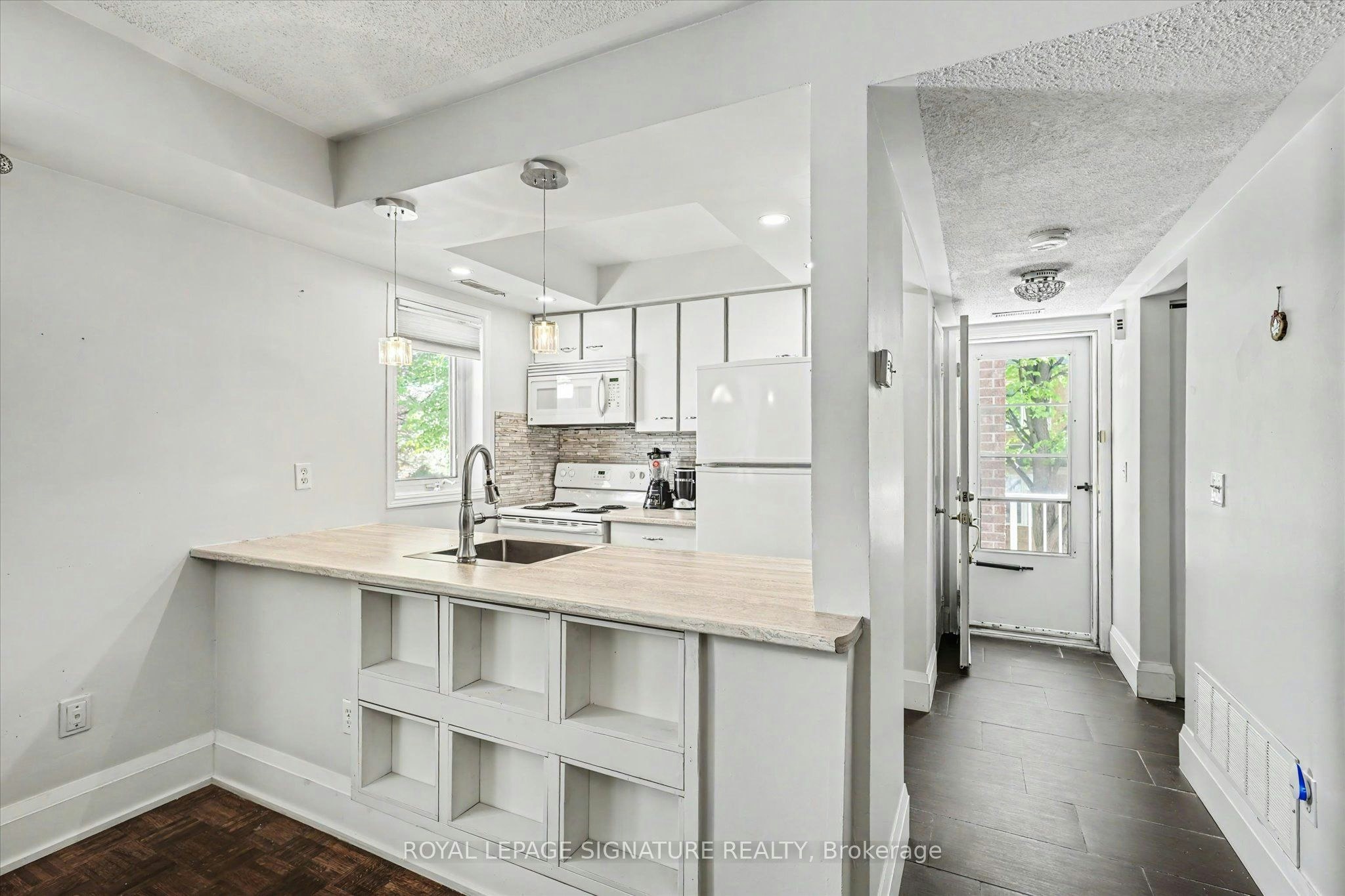 221-101 Bristol Road E, Mississauga, ON, L4Z 3P4 - 6