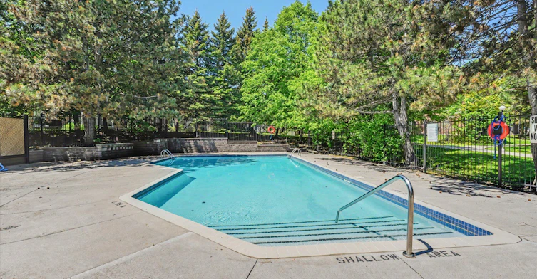 221-101 Bristol Road E, Mississauga, ON, L4Z 3P4 - 19