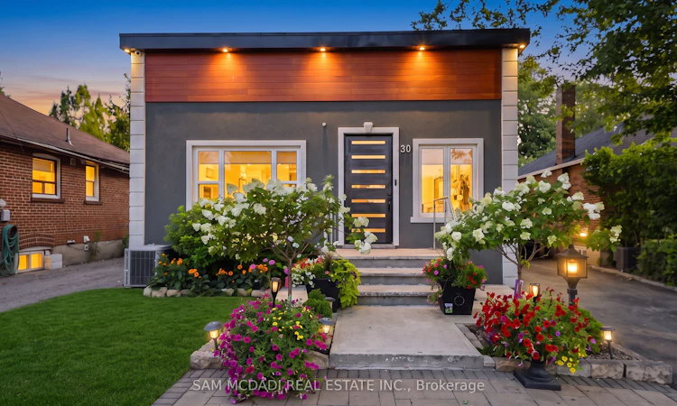 30 Maple Avenue N