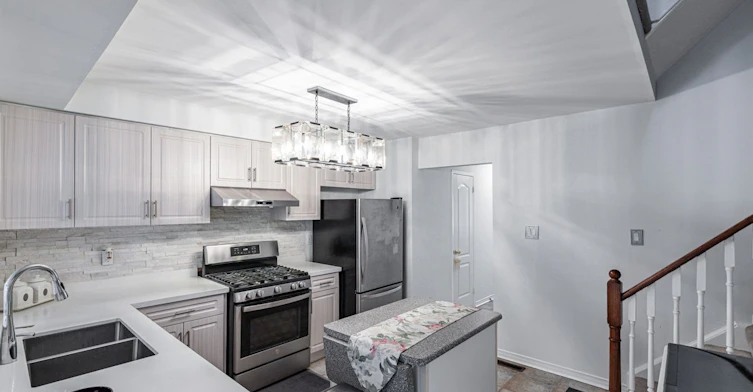 140-1292 Sherwood Mills Boulevard, Mississauga, ON, L5V 2G8 - 5