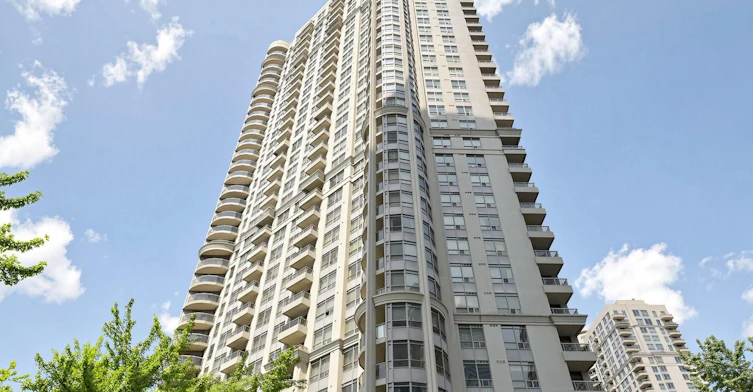 2810-310 Burnhamthorpe Road W, Mississauga, ON, L5B 4P9