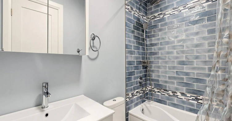67 Bonnyview Drive, Toronto, ON, M8Y 3G7 - 41