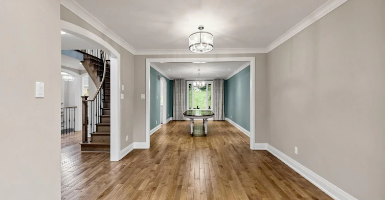 67 Bonnyview Drive, Toronto, ON, M8Y 3G7 - 7