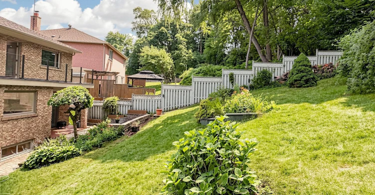 67 Bonnyview Drive, Toronto, ON, M8Y 3G7 - 42