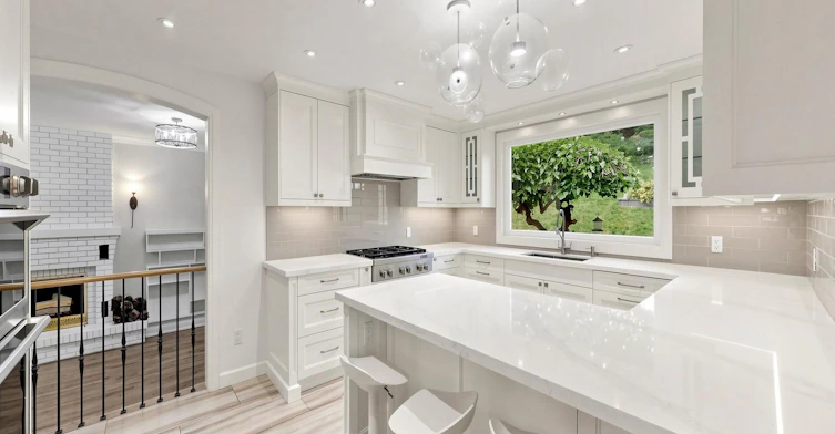 67 Bonnyview Drive, Toronto, ON, M8Y 3G7 - 11