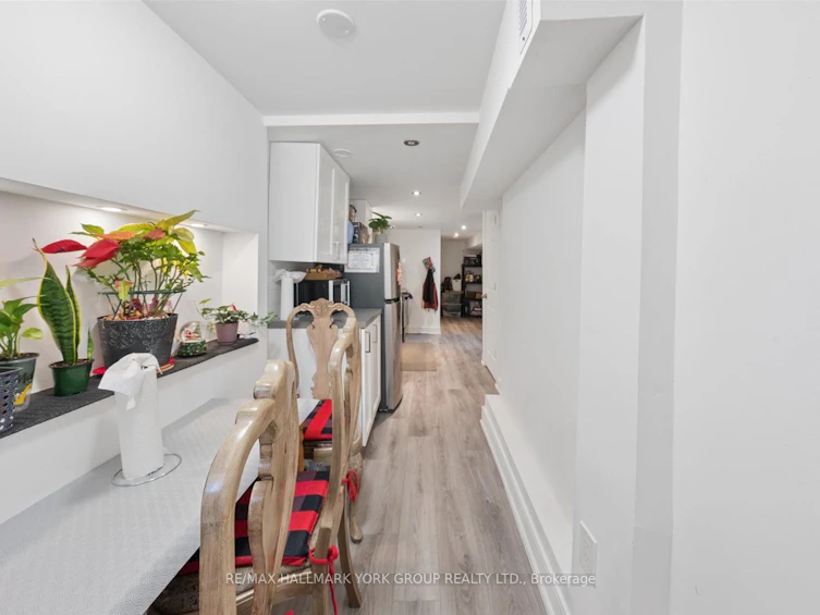 49 Cordella Avenue, Toronto, ON, M6N 2J7 - 29