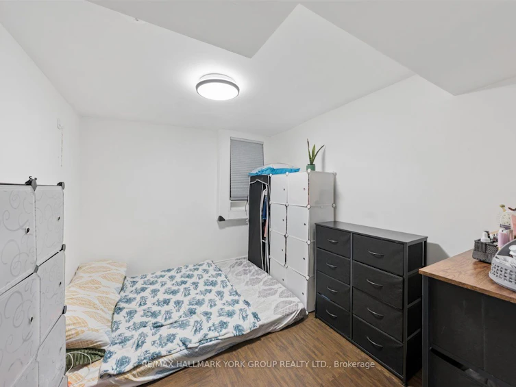49 Cordella Avenue, Toronto, ON, M6N 2J7 - 30