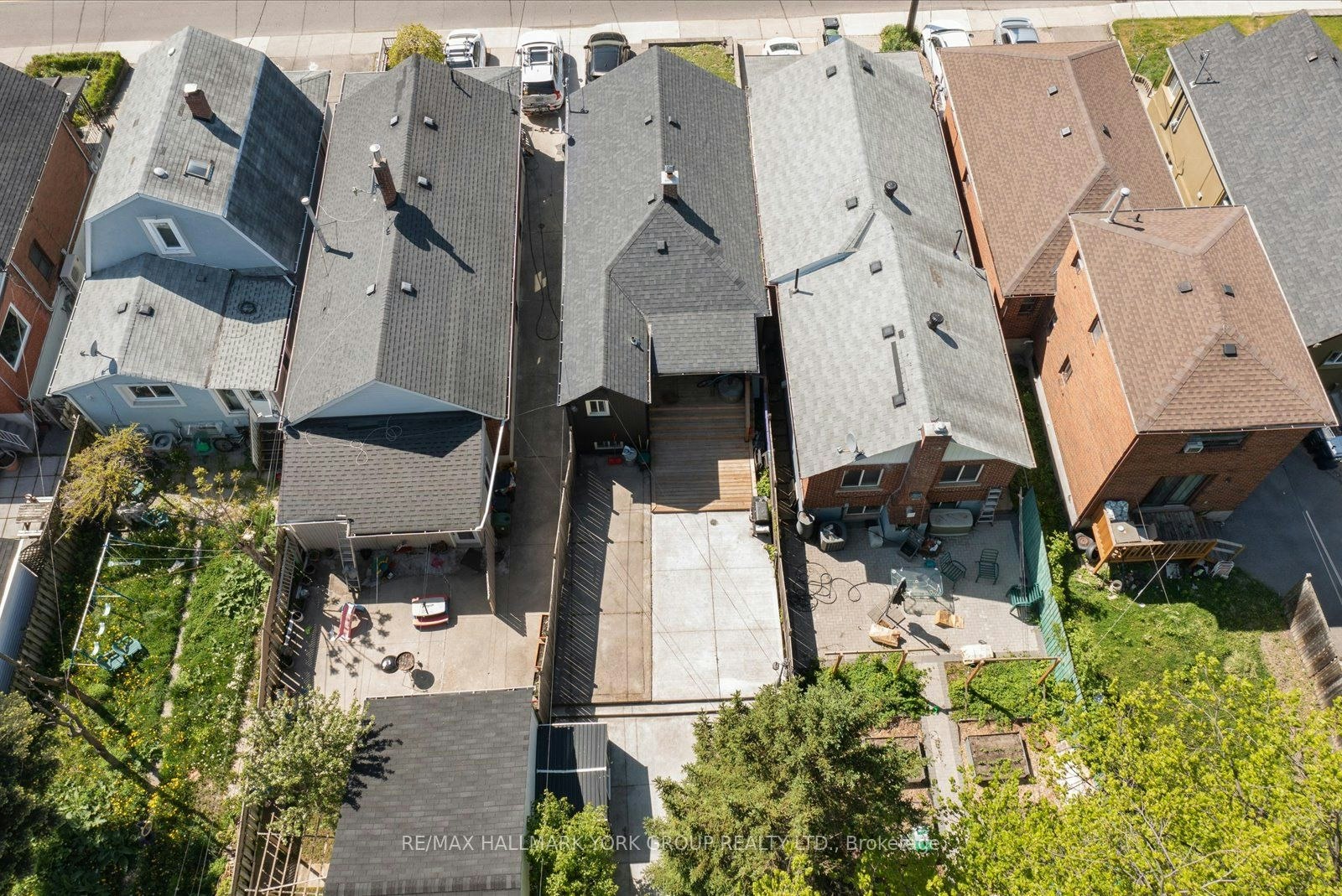 49 Cordella Avenue, Toronto, ON, M6N 2J7 - 39