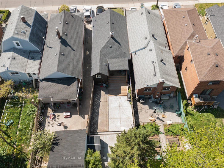 49 Cordella Avenue, Toronto, ON, M6N 2J7 - 39