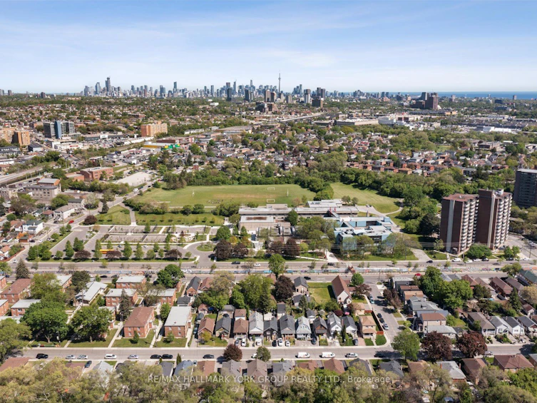 49 Cordella Avenue, Toronto, ON, M6N 2J7 - 49