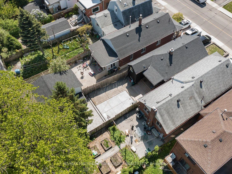 49 Cordella Avenue, Toronto, ON, M6N 2J7 - 41