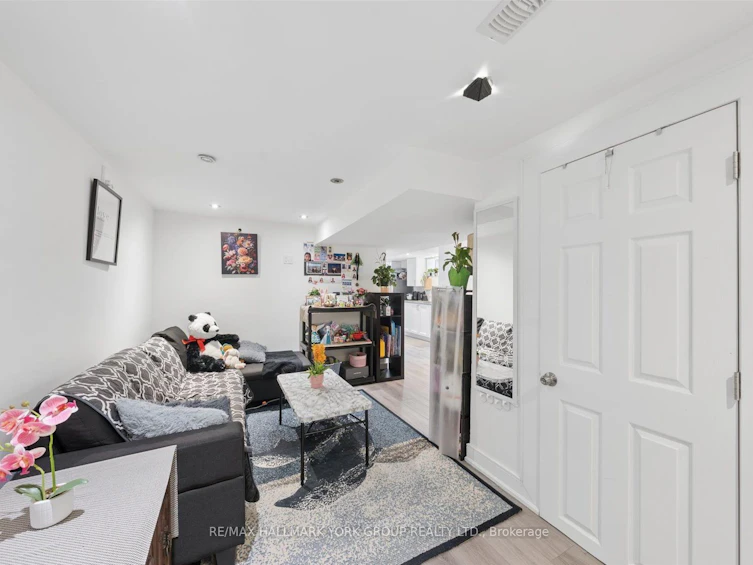 49 Cordella Avenue, Toronto, ON, M6N 2J7 - 23