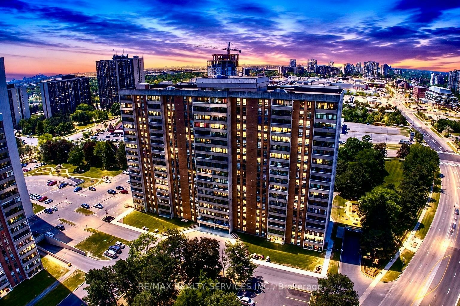 1901-15 Kensington Road E, Brampton, ON, L6T 3W2