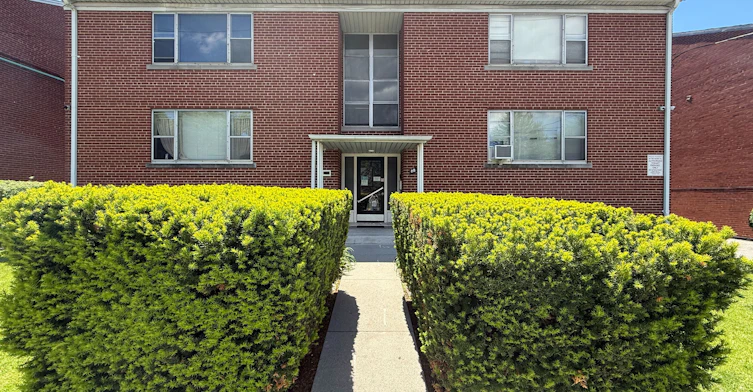 6-88 Trethewey Drive, Toronto, ON, M6M 4B4