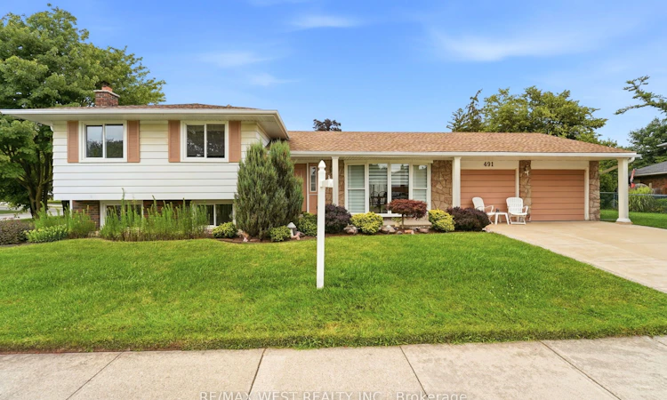 491 Shannon Crescent