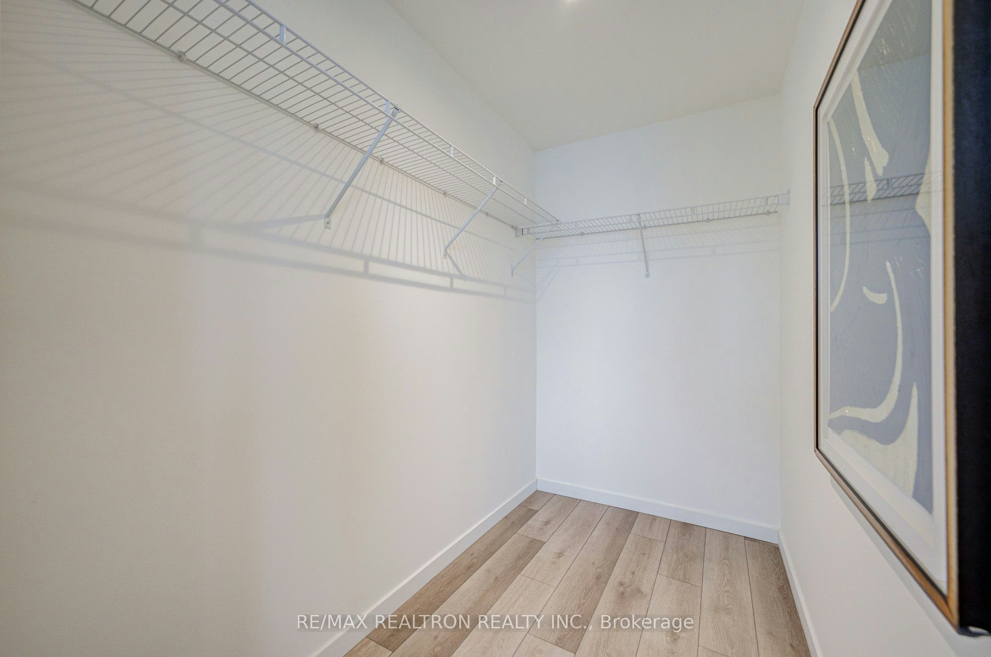 518-7 Smith Crescent, Toronto, ON, M8Z 0G3 - 26