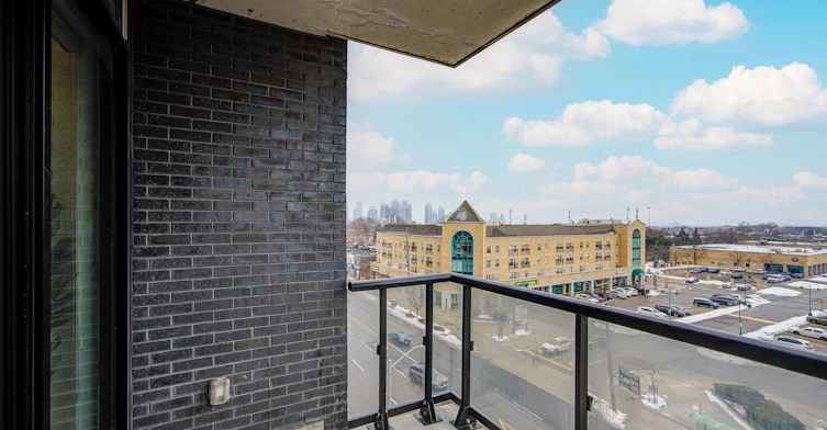 518-7 Smith Crescent, Toronto, ON, M8Z 0G3 - 31
