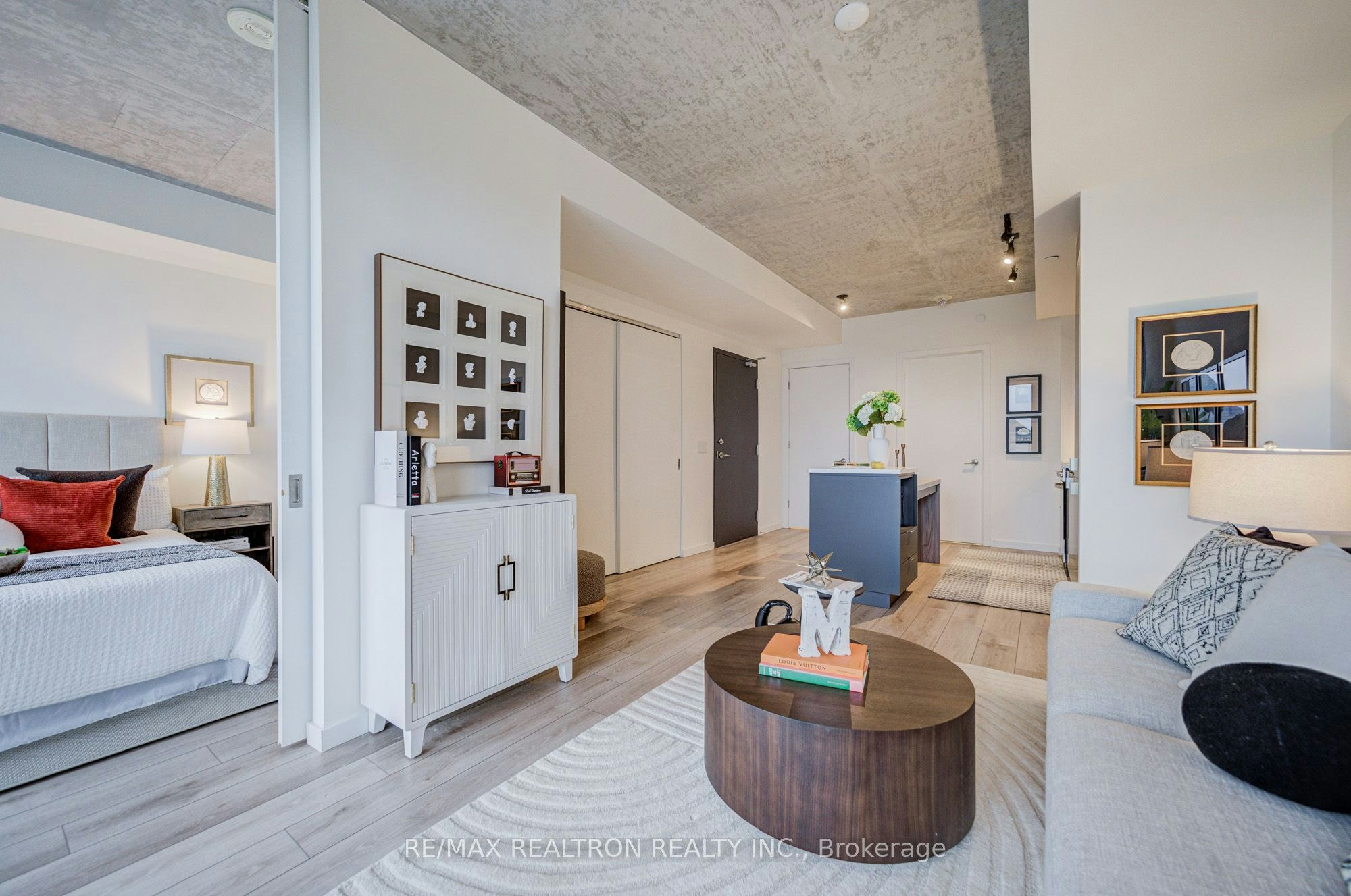 518-7 Smith Crescent, Toronto, ON, M8Z 0G3 - 19
