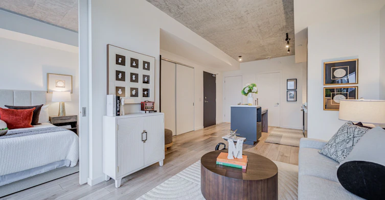 518-7 Smith Crescent, Toronto, ON, M8Z 0G3 - 19