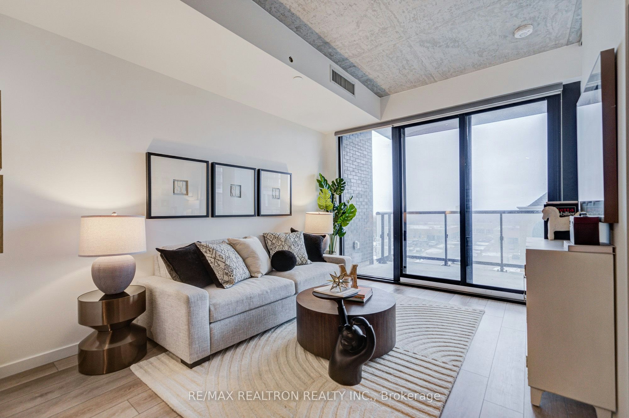 518-7 Smith Crescent, Toronto, ON, M8Z 0G3 - 14