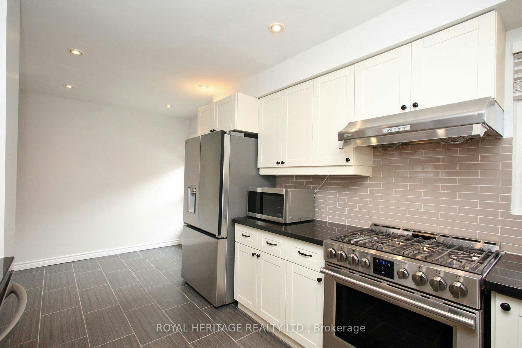 6-24 Reid Drive, Mississauga, ON, L5M 2A6 - 7