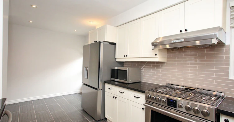 6-24 Reid Drive, Mississauga, ON, L5M 2A6 - 7