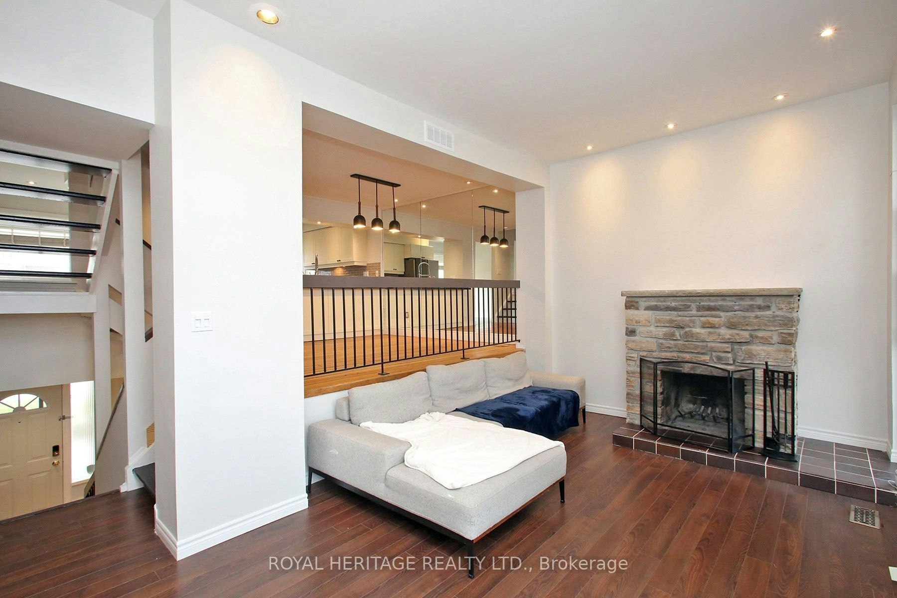 6-24 Reid Drive, Mississauga, ON, L5M 2A6 - 12