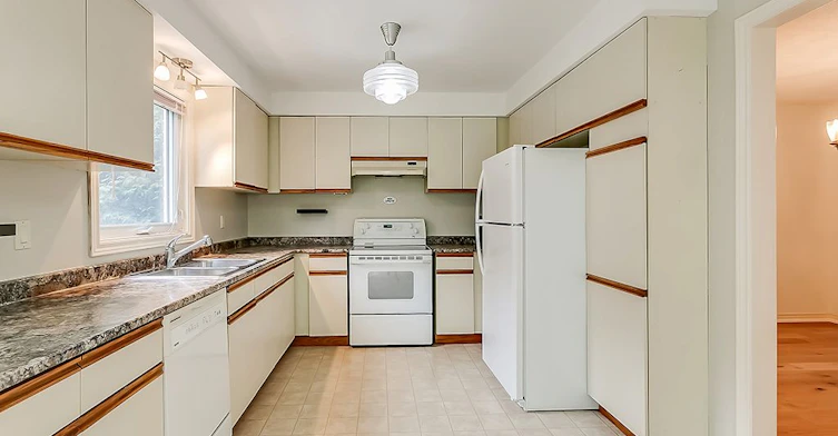 1361 Monks Passage N/A, Oakville, ON, L6M 1K7 - 7
