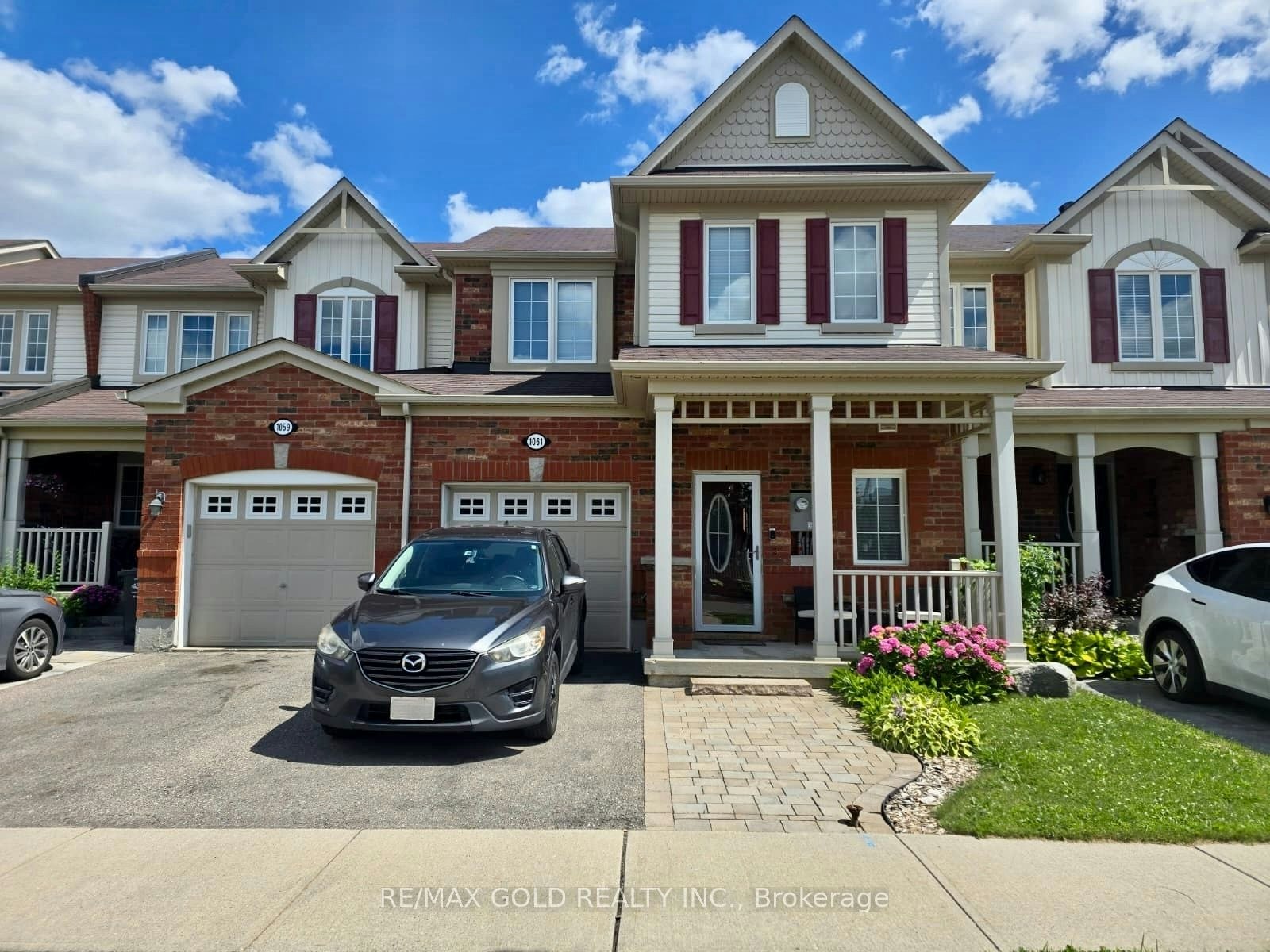 1061 Nadalin Heights, Milton, ON, L9T 8H3