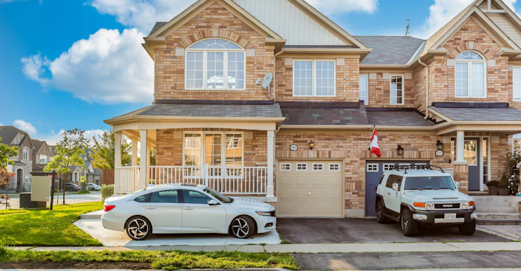689 Ambroise Crescent N, Milton, ON, L9T 0M4 - 4