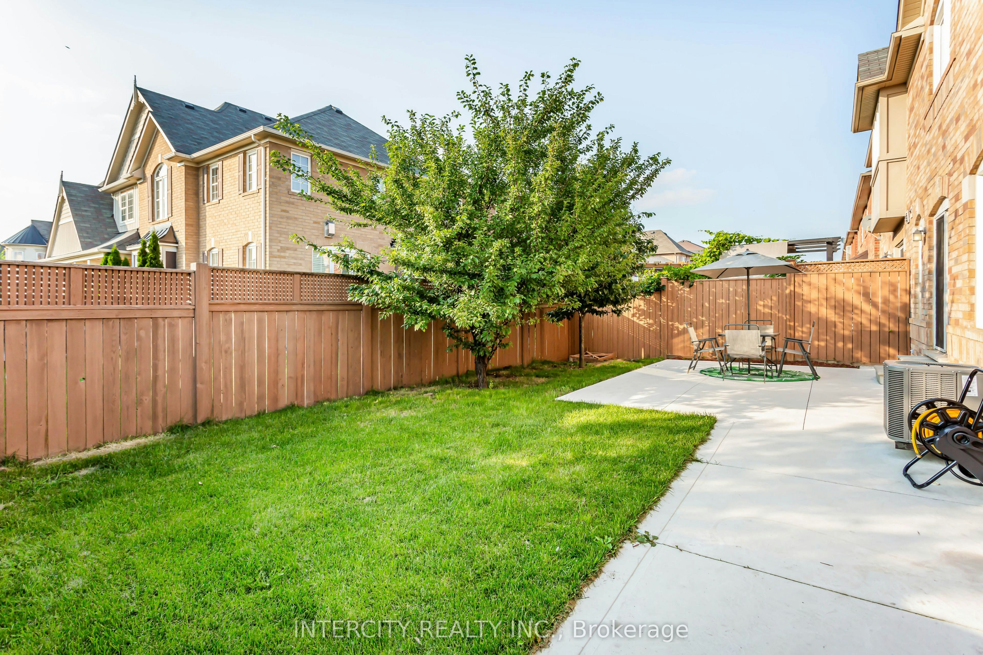 689 Ambroise Crescent N, Milton, ON, L9T 0M4 - 21